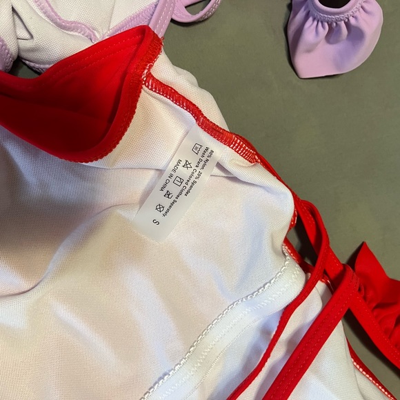 But one get one swimsuit - Picture 8 of 8